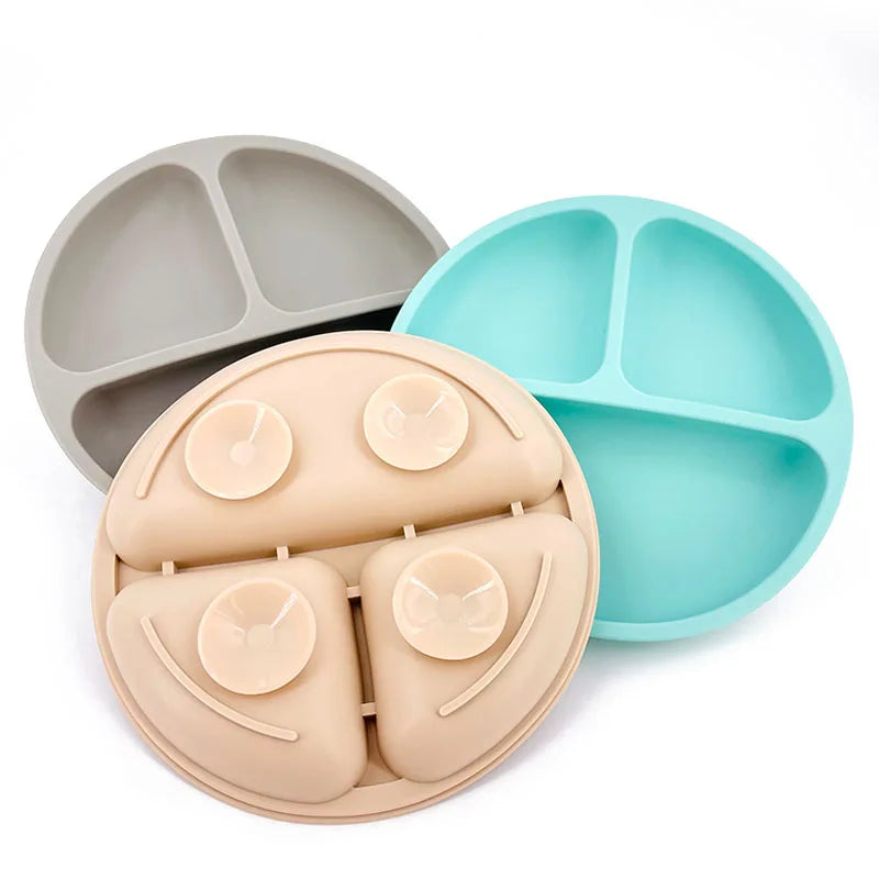 Kit de 4peças para alimentação de bebes em silicone.